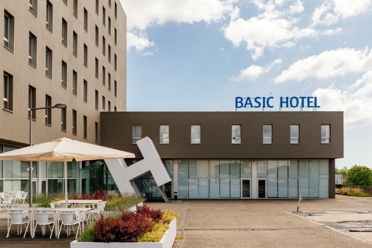 Отель Basic Braga By Axis Экстерьер фото